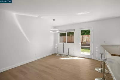 5555 Maryland Dr, Concord, CA 94521 - Photo 11