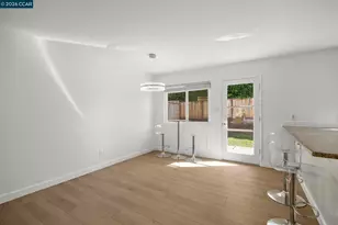 5555 Maryland Dr, Concord, CA 94521 - Photo 11