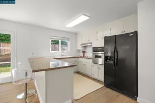 5555 Maryland Dr, Concord, CA 94521 - Photo 13