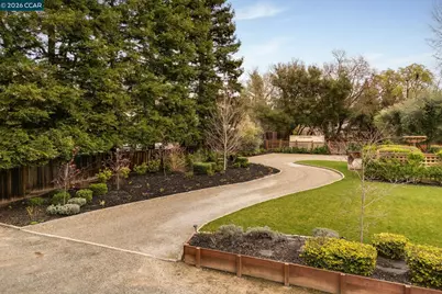 11 San Andreas Drive, Danville, CA 94506 - Photo 7