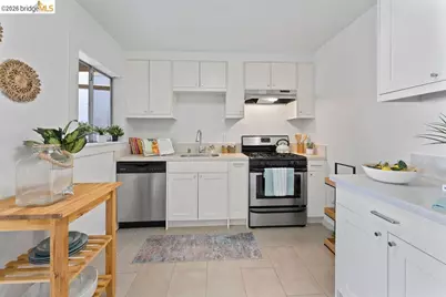 779 17th St, Oakland, CA 94612 - Photo 23