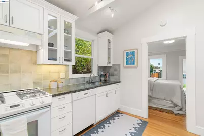 1516 Belvedere Ave, Berkeley, CA 94702 - Photo 13