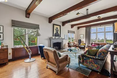 5710 Margarido Dr, Oakland, CA 94618 - Photo 13