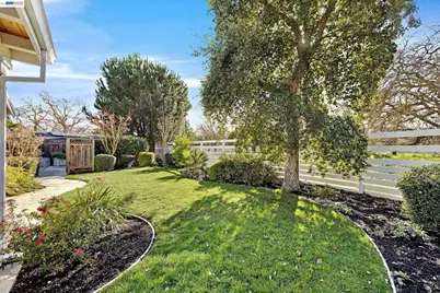 2425 French Oak Pl, Livermore, CA 94550 - Photo 39