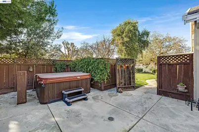 2425 French Oak Pl, Livermore, CA 94550 - Photo 37
