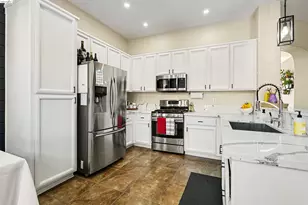 193 Mike Gartrell Cir, Sacramento, CA 95835 - Photo 3