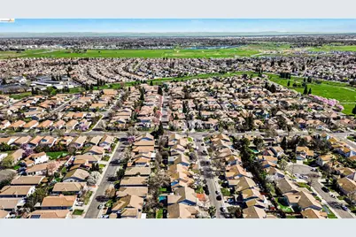 193 Mike Gartrell Cir, Sacramento, CA 95835 - Photo 29