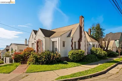 2569 Maxwell Ave, Oakland, CA 94601 - Photo 3