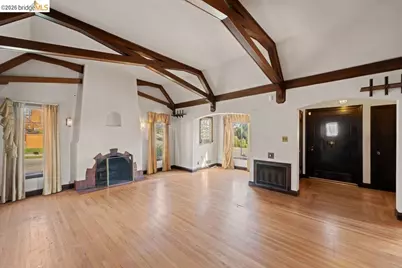 2569 Maxwell Ave, Oakland, CA 94601 - Photo 7