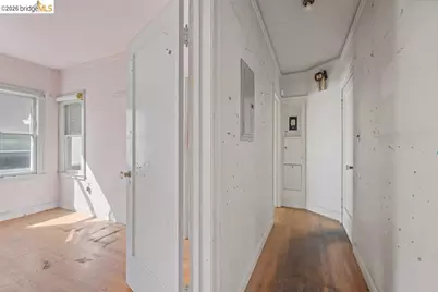 2569 Maxwell Ave, Oakland, CA 94601 - Photo 27