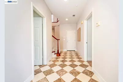 33038 Garfinkle St, Union City, CA 94587 - Photo 29