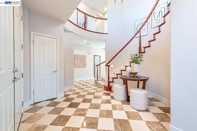 33038 Garfinkle St, Union City, CA 94587 - Photo 15