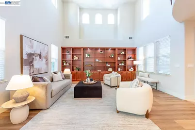 33038 Garfinkle St, Union City, CA 94587 - Photo 9