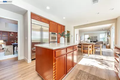 33038 Garfinkle St, Union City, CA 94587 - Photo 27