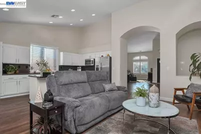 4876 Trenton St, Oakley, CA 94561 - Photo 9