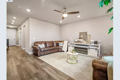 6224 Shimmer Falls Dr, Roseville, CA 95747 - Photo 13