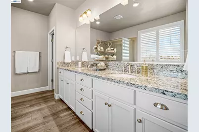 6224 Shimmer Falls Dr, Roseville, CA 95747 - Photo 21