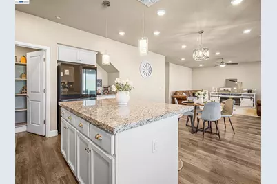 6224 Shimmer Falls Dr, Roseville, CA 95747 - Photo 9