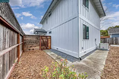 295 Foothill Blvd, Napa, CA 94558 - Photo 23