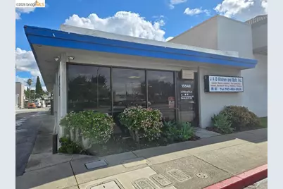 15548 Hesperian Blvd, San Lorenzo, CA 94580 - Photo 1
