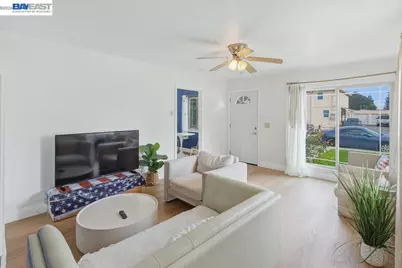 15289 Upton Ave, San Leandro, CA 94578 - Photo 7
