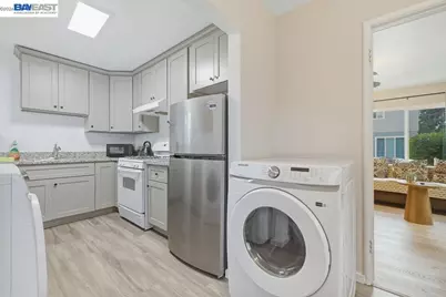 15289 Upton Ave, San Leandro, CA 94578 - Photo 37