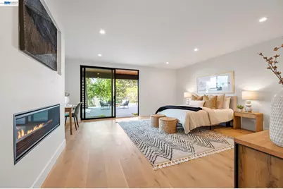 5883 Margarido Dr, Oakland, CA 94618 - Photo 47
