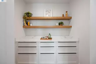 5883 Margarido Dr, Oakland, CA 94618 - Photo 25