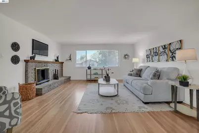 4284 Hillview Dr, Pittsburg, CA 94565 - Photo 5