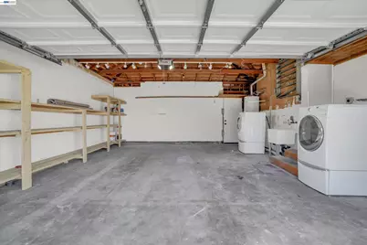 4284 Hillview Dr, Pittsburg, CA 94565 - Photo 31