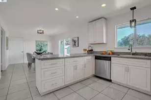 4284 Hillview Dr, Pittsburg, CA 94565 - Photo 11