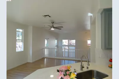 1150 Summer Ln, Richmond, CA 94806 - Photo 11