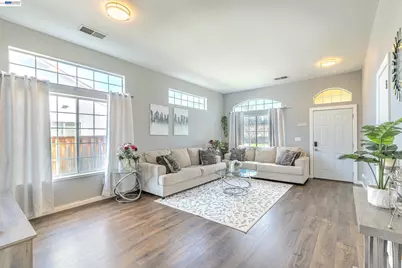 4764 Brookside Circle, Fairfield, CA 94534 - Photo 5