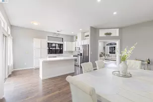 4764 Brookside Cir, Fairfield, CA 94534 - Photo 11