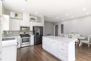 4764 Brookside Cir, Fairfield, CA 94534 - Photo 9