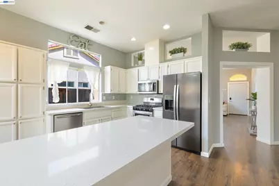 4764 Brookside Circle, Fairfield, CA 94534 - Photo 7