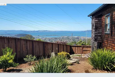 8440 Terrace Dr, El Cerrito, CA 94530 - Photo 43