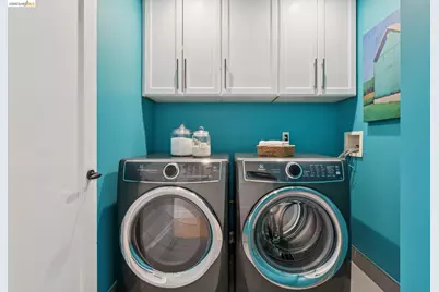 5416 Golden Gate Ave, Oakland, CA 94618 - Photo 37