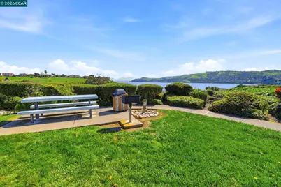 211 Salt Point Ct #8, Vallejo, CA 94591 - Photo 23