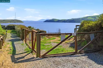 211 Salt Point Ct #8, Vallejo, CA 94591 - Photo 25