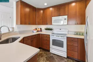 211 Salt Point Ct, Vallejo, CA 94591 - Photo 9