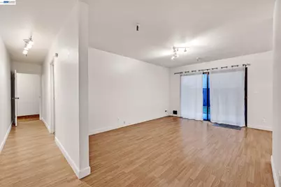 771 Kingston Ave #104, Oakland, CA 94611 - Photo 11