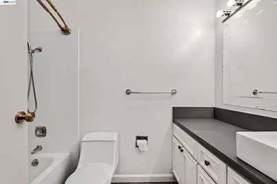 771 Kingston Ave #104, Oakland, CA 94611 - Photo 43