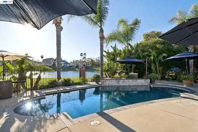 2142 Prestwick Dr, Discovery Bay, CA 94505 - Photo 31