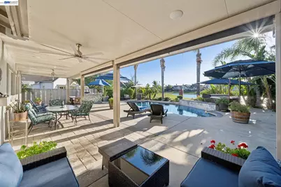 2142 Prestwick Dr, Discovery Bay, CA 94505 - Photo 29