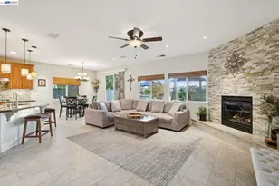 2142 Prestwick Dr, Discovery Bay, CA 94505 - Photo 7