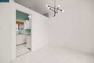 8131 Camelback Pl, Pleasant Hill, CA 94523 - Photo 9