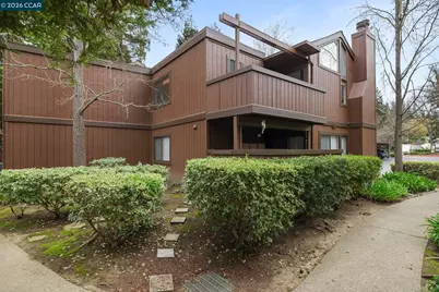 8131 Camelback Pl, Pleasant Hill, CA 94523 - Photo 21