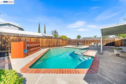 552 Hanover St, Livermore, CA 94551 - Photo 49