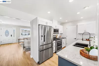 552 Hanover St, Livermore, CA 94551 - Photo 7